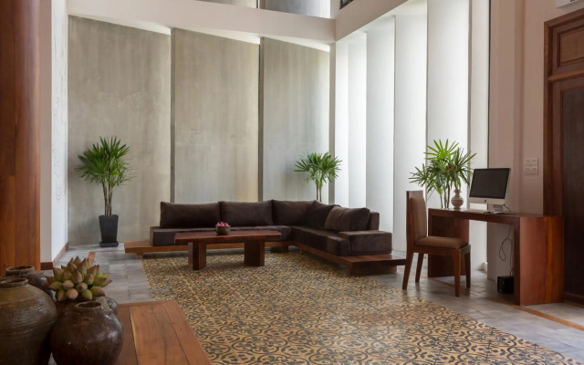 Shintana Saya Residence