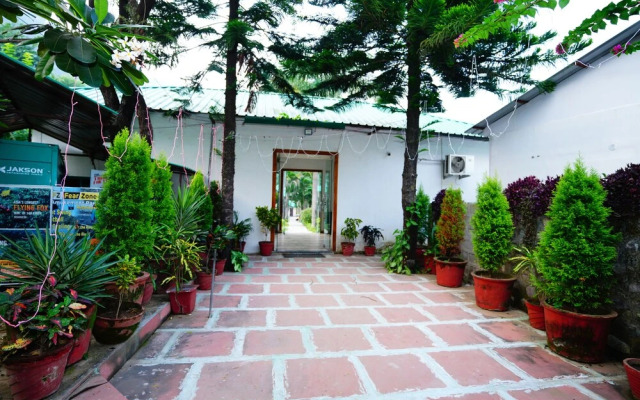 Phool Chatti Resort