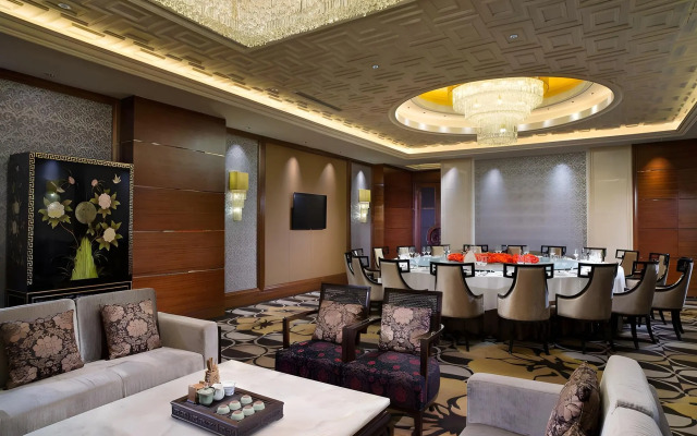 Slater International Hotel