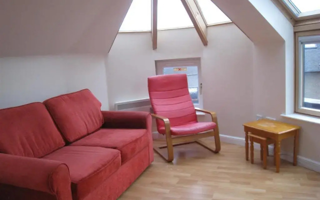 Featherhall Garden Court Apartments