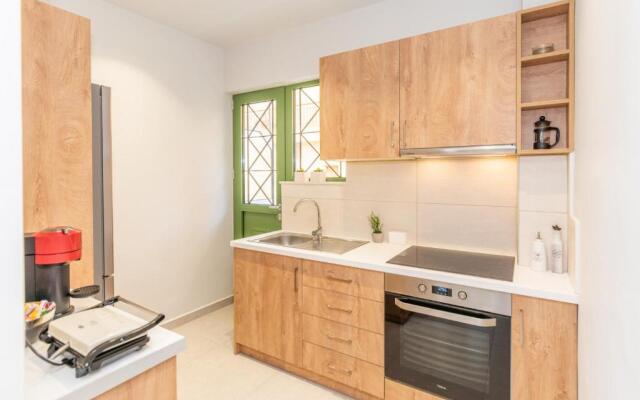 Loutraki House