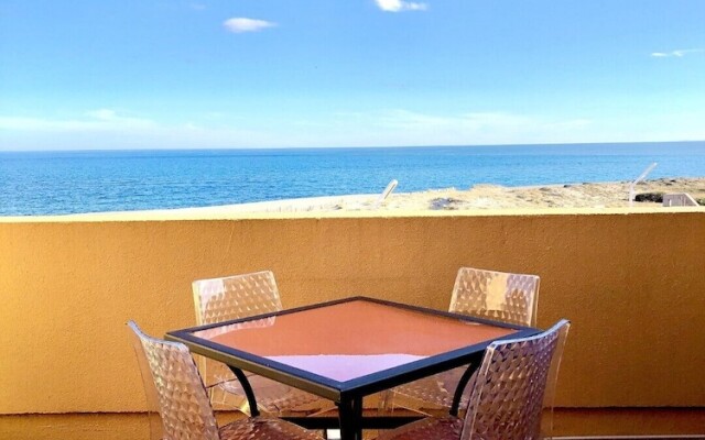 Magnifique T2 piscine mer wifi clim parking