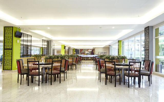 MaxOneHotels.com Resort Makassar