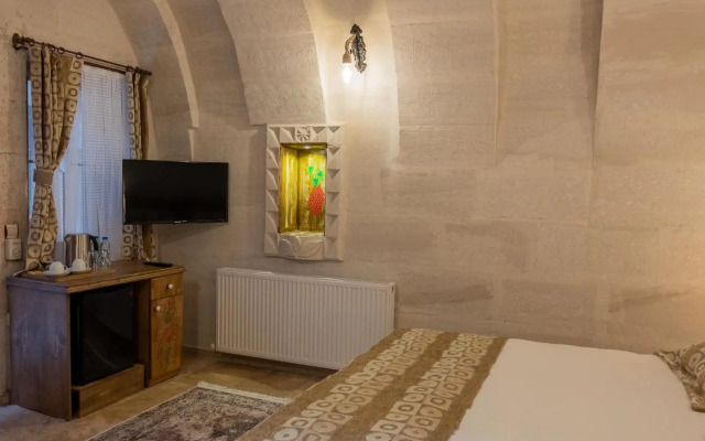 Grand Elite Cave Suites