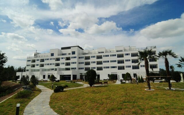 Dasan Beache Golf & Resort