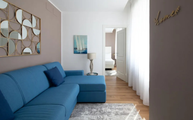 Vis a Vis Apartments