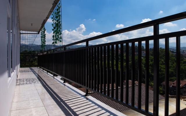 OYO 569 Cigadung Guest House Syariah