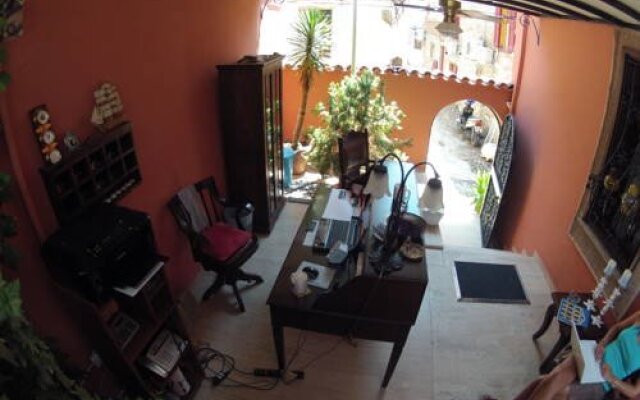 Cundahan Guest House