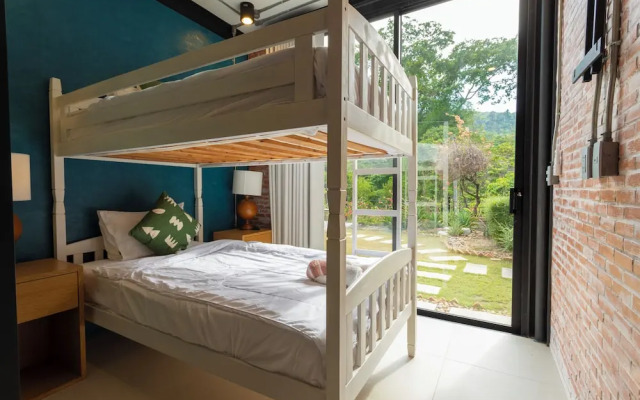 6Br Modern Designer Furniture Gym V62