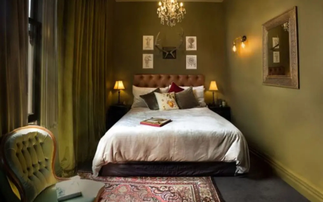 The Royal Hotel