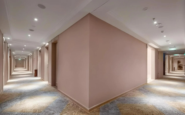Vienna Hotel (Kaili Stadium)(维也纳酒店（凯里体育馆店）)