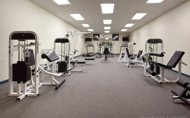 Ramada Plaza by Wyndham Sheridan Hotel & Convention Center