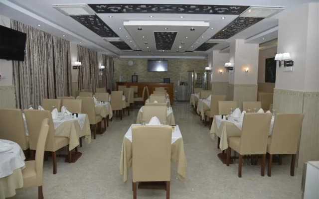 Hotel Ville des Roses