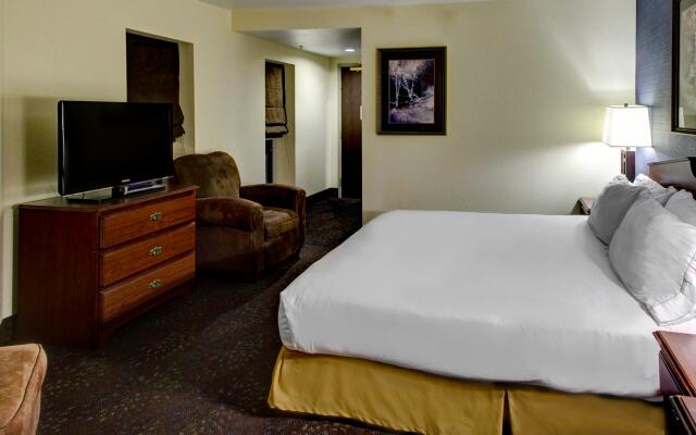 Holiday Inn Express Hotel & Suites Deadwood-Gold Dust Casino, an IHG Hotel