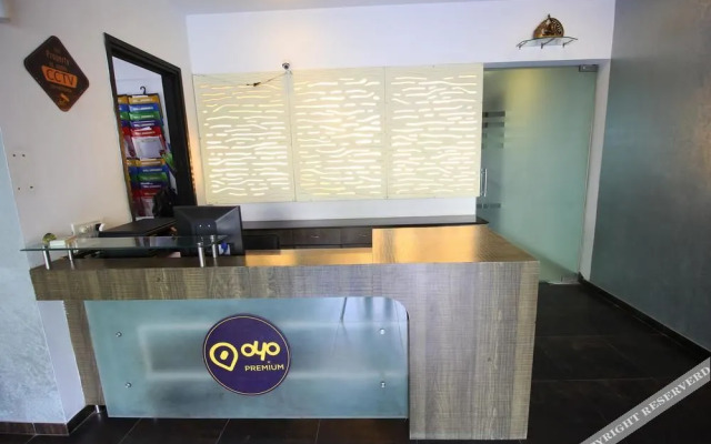 OYO Premium Gujarat College Ellisbridge