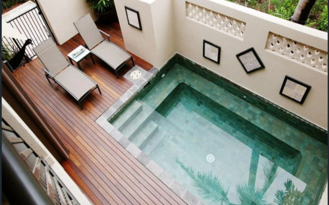 Resort Living with Private Pool sleeps 8