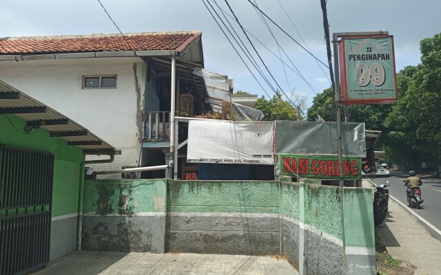 Penginapan 99 by ZUZU