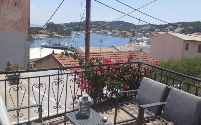 Paola's Full Sea View House