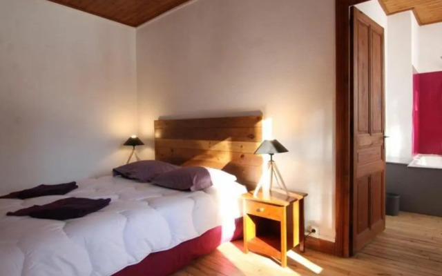 Gîte Le Chambon-sur-Lignon, 9 pièces, 15 personnes - FR-1-582-21