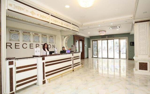 Altus Hotel Baku - Free Massage