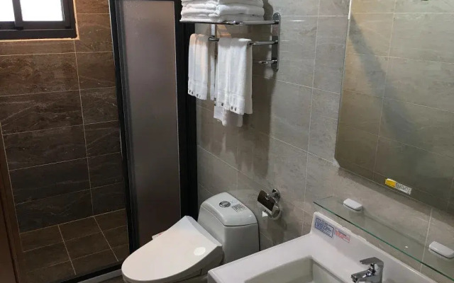 PULI GuanPu Fallsview Stay House