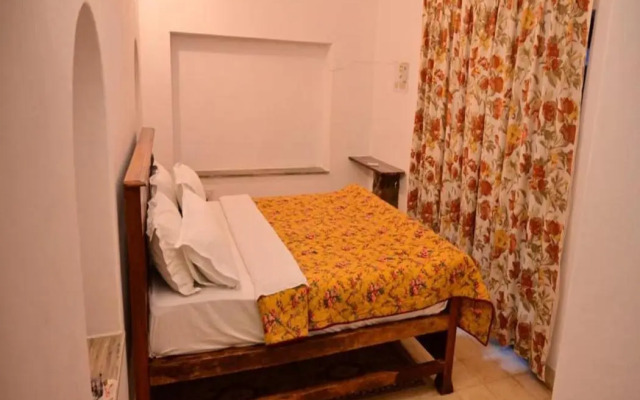 Leopard Lair Ananta Express