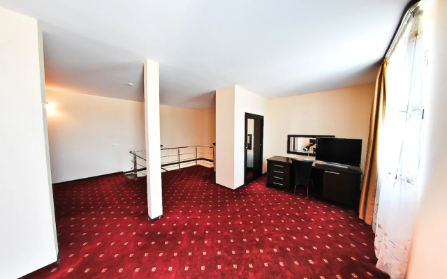 Hotel Magic Trivale