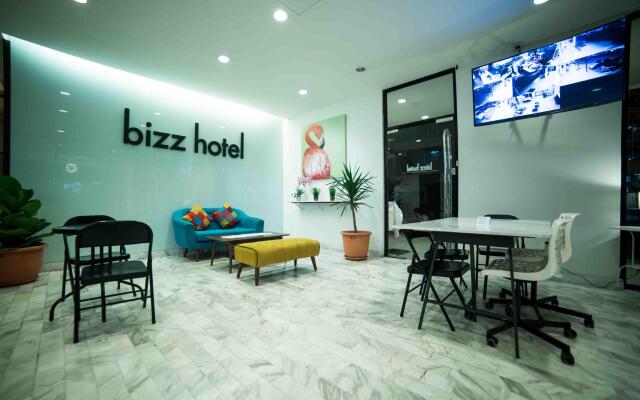 Bizz Hotel