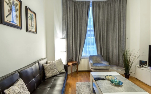 Spacious Centrally Located One Bed