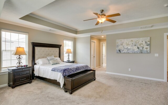 Quaint Grovetown Getaway w/ Private Hot Tub!