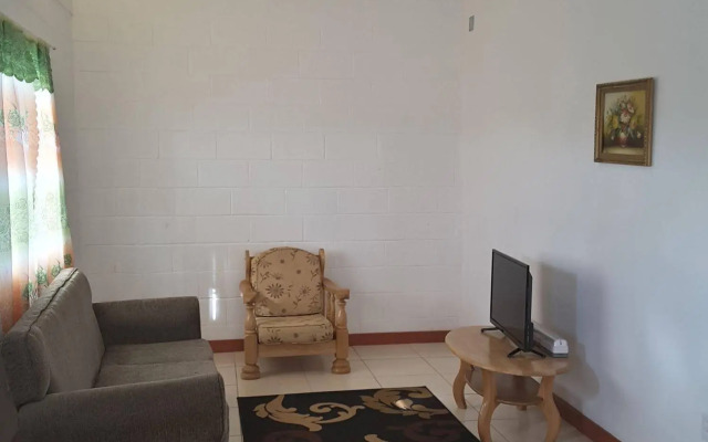 Date Palms Apartments