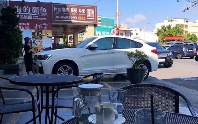 The Colors Under The Sea