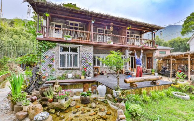 Om Yoga Resort