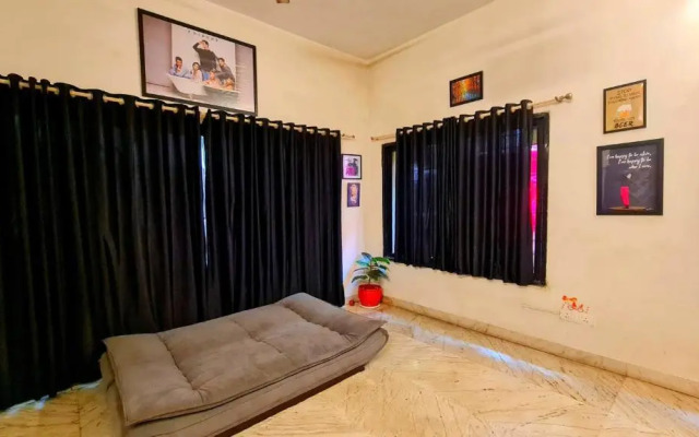 Rostel Backpackers Hostel