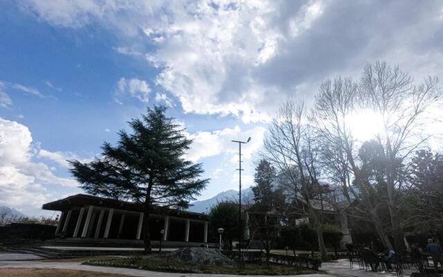 Apple Valley Resort