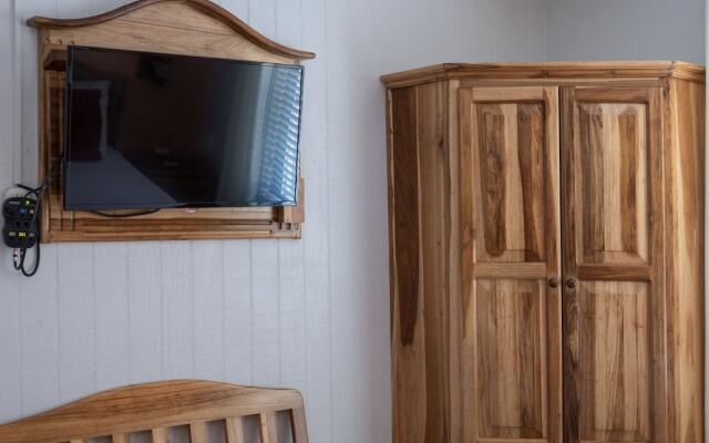 Prado Inn & Suites
