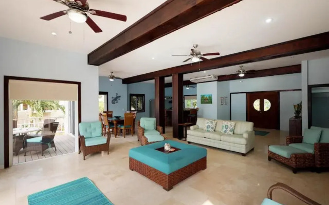 Laru Beya Palmetto Bay