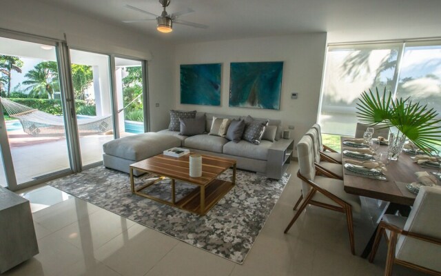 Casa Azul With Private Pool 2 Bedroom Condo by RedAwning