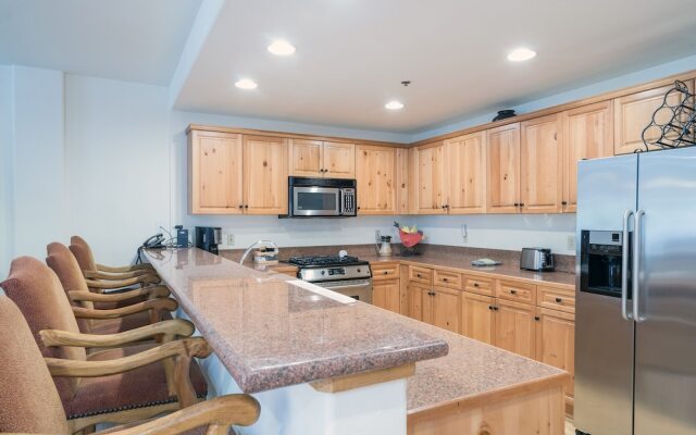 Bear Creek Lodge 110a 1 Bedroom Condo by Alpine Lodging Telluride