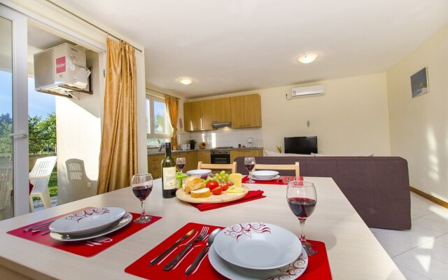 Apartments Glavan