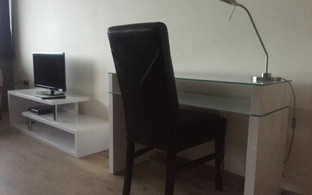 Max Estates Parallel House Serviced Apartments Slough