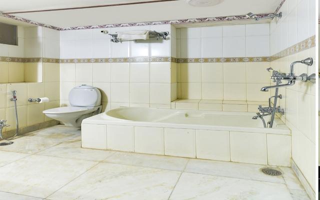 Oyo 46031 Singhasan Haveli