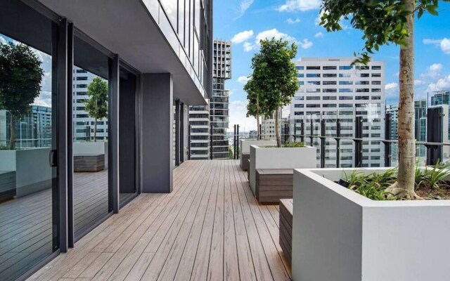 DreamHost Apartments at Carlson View