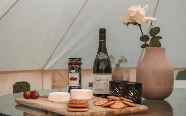Camp Boutique- Glamping