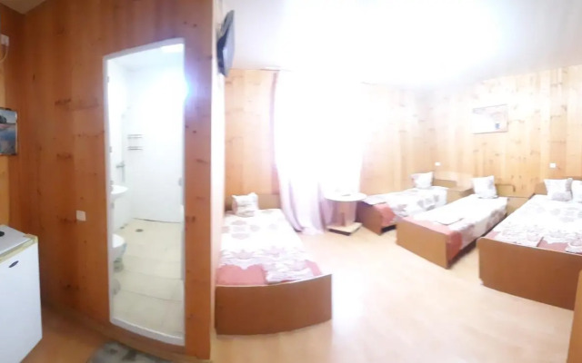 Mandarin Paradise Guest House
