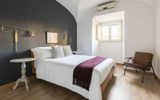 Sonder at Colosseum Cloisters