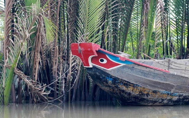 Peaceful Homestay in the Middle of Fruit Garden - Rooms With Private Toilets – Outside – Ben Tre