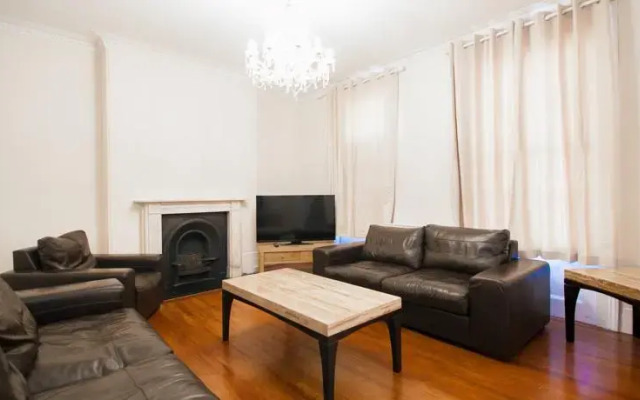 Regents Park Rooms