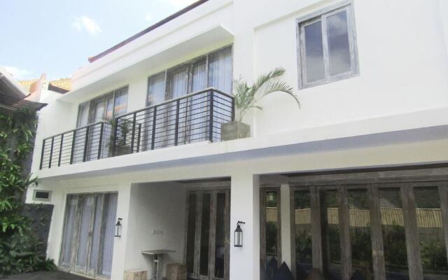 Xanadu Villa