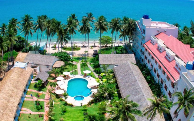 Sun & Sands Beach Hotel